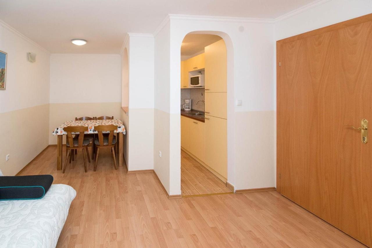 Apartments Carmen Crikvenica Ngoại thất bức ảnh
