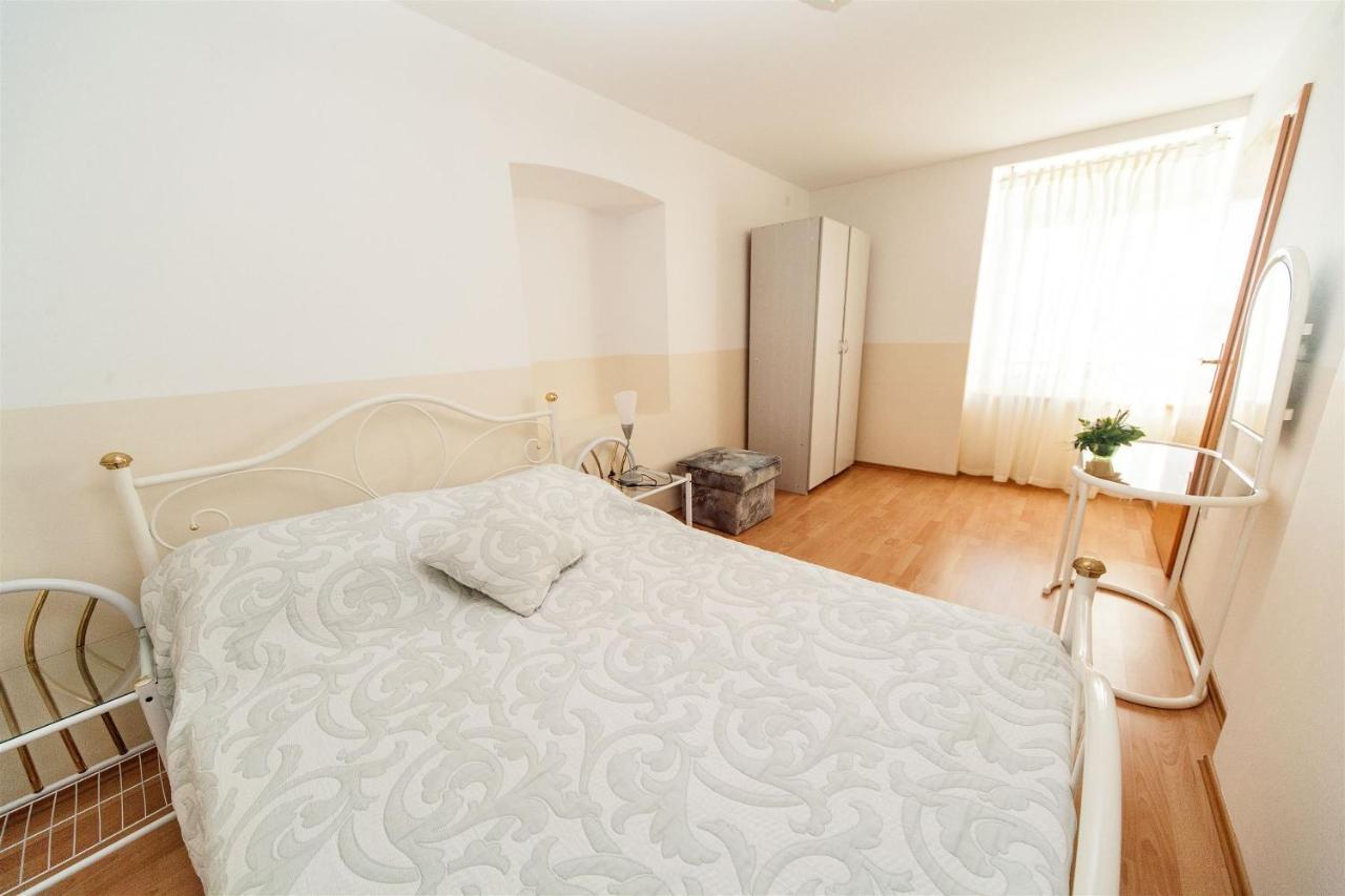 Apartments Carmen Crikvenica Ngoại thất bức ảnh